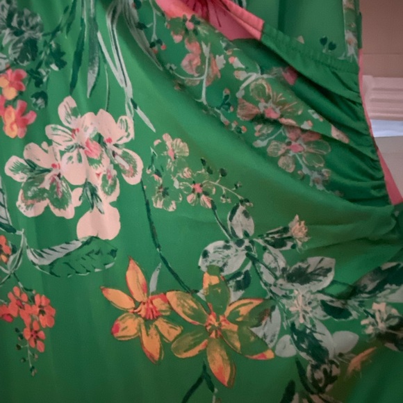 Lulu’s Tropical Green Floral Dress WITH SHOES BUNDLE - Picture 10 of 16